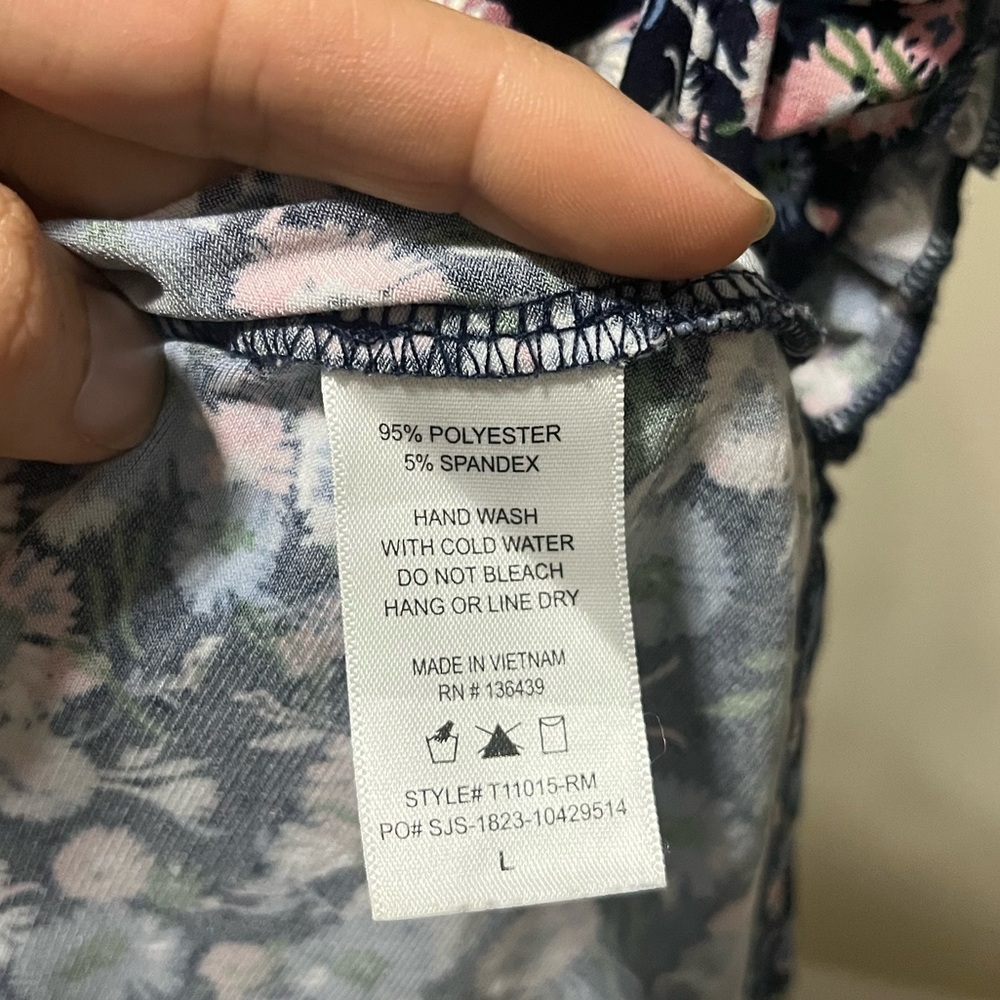 SJS Floral Ruffle Detailing Top - L - Picture 7 of 7